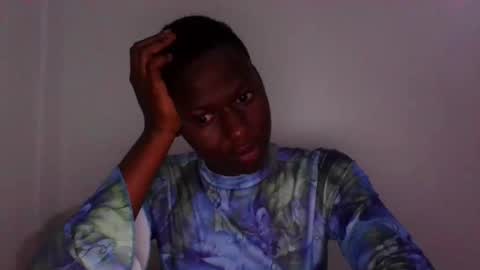 Snapshot of tenderbree chatting on 10/27/25, 09:02 tenderbree online show from 10/27/25, 09:02