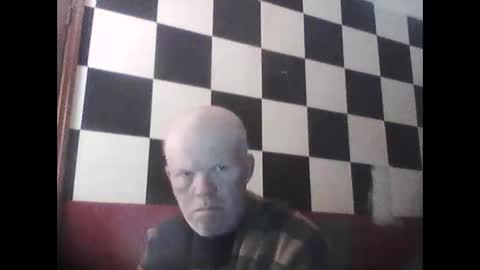 terdy2366 online show from 11/18/25, 05:28