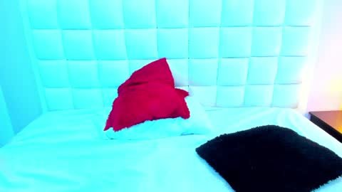 Teresa online show from 01/28/25, 01:59