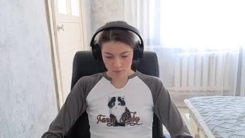 Anny Simpson online show from 10/08/25, 04:43