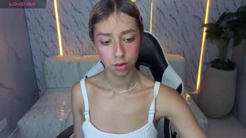 Online 800 to 1400 online show from 10/18/25, 01:12