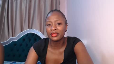 Snapshot of tess_tacy chatting on 02/17/25, 05:58 Tacy online show from 02/17/25, 05:58