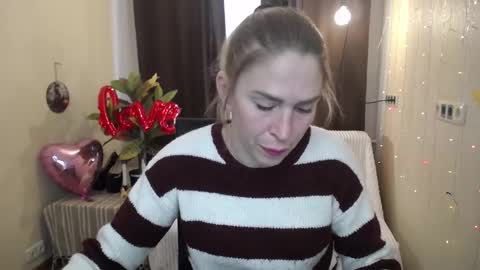 Snapshot of tessadaybreak chatting on 02/16/25, 10:10 tessadaybreak online show from 02/16/25, 10:10