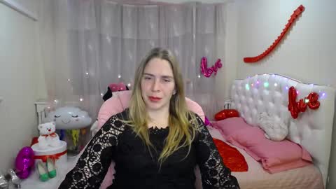 Snapshot of tessadaybreak chatting on 03/05/25, 05:50 tessadaybreak online show from 03/05/25, 05:50