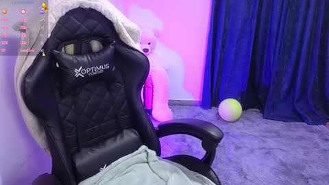 Tessy online show from 01/22/25, 07:03