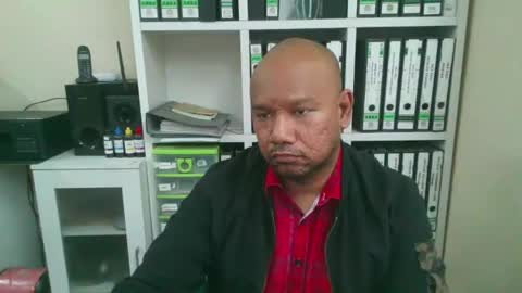 yours online show from 01/17/25, 08:34