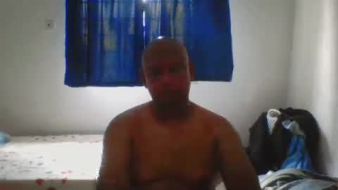 yours online show from 10/18/25, 09:21