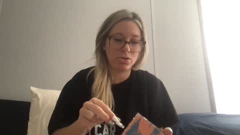 Daphne Summers online show from 09/12/25, 05:46