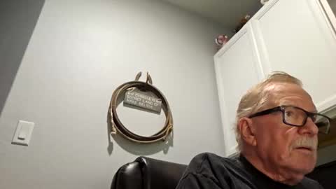 texastwister59 online show from 11/22/25, 01:26