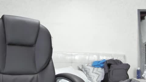 Snapshot of teylor_creed chatting on 02/22/25, 01:11 teylor creed online show from 02/22/25, 01:11