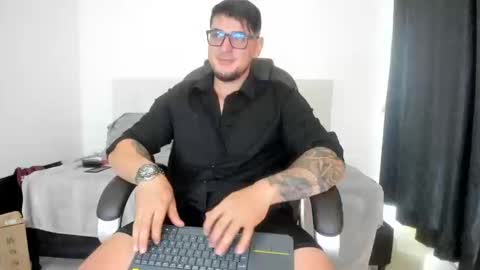 teylor creed online show from 10/18/25, 09:04