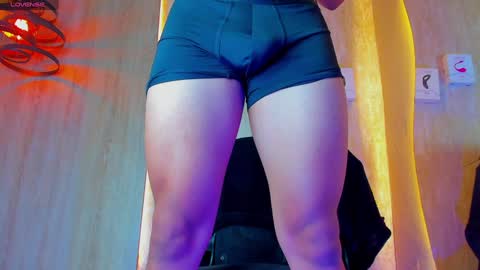 Snapshot of thaddeus_king chatting on 02/06/25, 10:43 thaddeus king online show from 02/06/25, 10:43