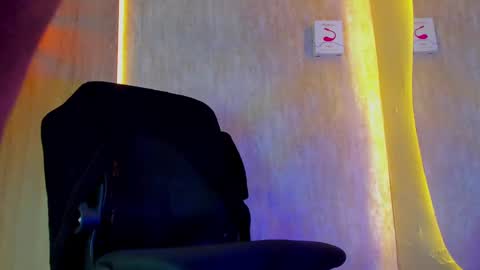 Snapshot of thaddeus_king chatting on 02/12/25, 11:51 thaddeus king online show from 02/12/25, 11:51