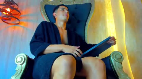 Snapshot of thaddeus_king chatting on 03/09/25, 05:00 thaddeus king online show from 03/09/25, 05:00