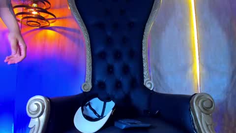 Snapshot of thaddeus_king chatting on 10/11/25, 11:36 thaddeus king online show from 10/11/25, 11:36