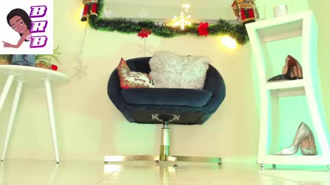 Snapshot of thais_dreams chatting on 12/26/24, 03:31 Thais online show from 12/26/24, 03:31