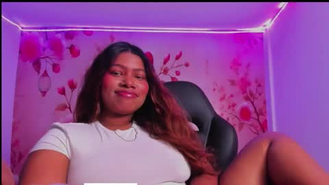 Andreina online show from 11/09/25, 04:55