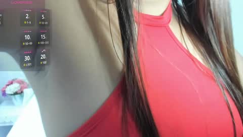Snapshot of thaliia_gomez chatting on 01/16/25, 12:20 online show from 01/16/25, 12:20