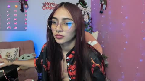 thamara_cooper_ online show from 12/17/24, 08:34