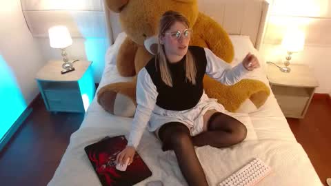   online show from 12/24/24, 12:22