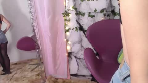   online show from 11/07/25, 11:49