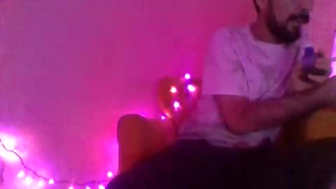 Snapshot of thamasleal chatting on 10/29/25, 06:26 thamasleal online show from 10/29/25, 06:26