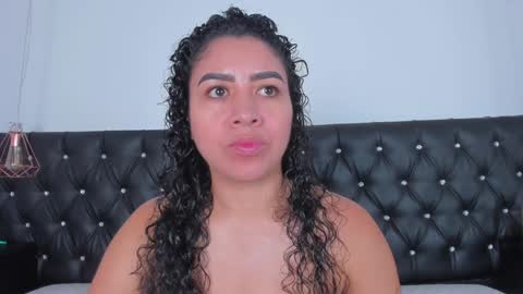 thara webstter online show from 12/31/24, 11:42