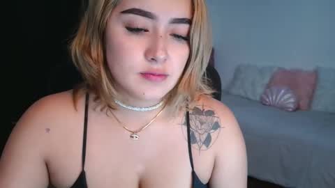   online show from 10/30/25, 05:02