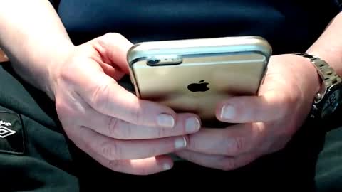 Snapshot of the1pocketrocket chatting on 01/05/25, 05:09 the1pocketrocket online show from 01/05/25, 05:09