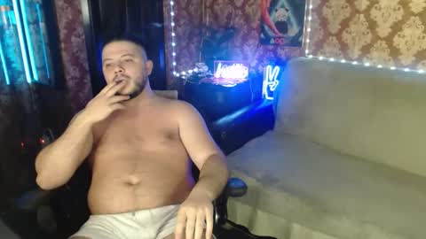 Snapshot of the_avengersgth chatting on 10/15/25, 01:11 thor lord online show from 10/15/25, 01:11