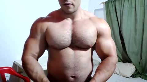 Snapshot of the_beastmuscle chatting on 09/15/25, 10:10 beast online show from 09/15/25, 10:10