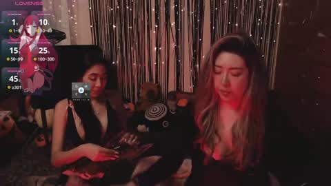 Snapshot of the_crazy_latina chatting on 11/07/25, 06:02 Giovanna online show from 11/07/25, 06:02