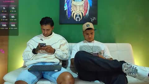 Snapshot of the_golden_boys chatting on 11/14/25, 12:31 SCOTT THEO KAMERON GENDERSON online show from 11/14/25, 12:31