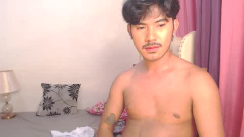 Snapshot of the_killian_jones chatting on 02/21/25, 07:54 ken online show from 02/21/25, 07:54