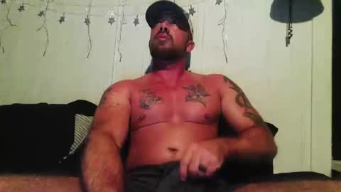 Snapshot of the_mikaelsons chatting on 11/10/25, 08:52 The Mikaelsons online show from 11/10/25, 08:52