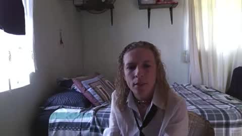 Snapshot of the_sinn_duo chatting on 10/22/25, 08:36 Sinn Fairy  Levi Sinn online show from 10/22/25, 08:36