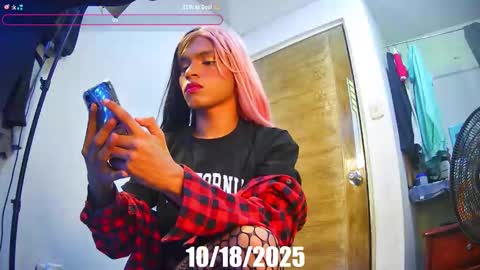 Sandra  3 online show from 10/19/25, 12:22