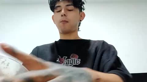 thebluesky_18 online show from 10/16/25, 03:57