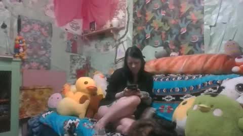 Snapshot of thecannibalsalt chatting on 11/05/25, 05:35 thecannibalsalt online show from 11/05/25, 05:35