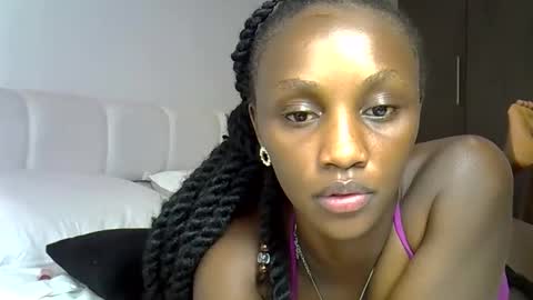 SWEET FREAKY DOLL online show from 10/30/25, 09:59