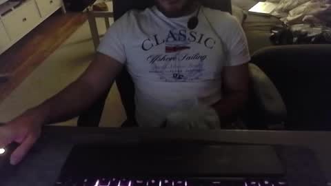 Snapshot of thedeadwood chatting on 10/21/25, 10:43 Teenboi online show from 10/21/25, 10:43
