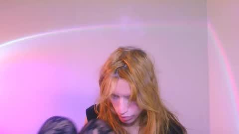 Yolanda online show from 11/24/25, 03:56