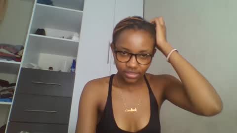 Snapshot of theequinn chatting on 03/01/25, 09:04 theequinn online show from 03/01/25, 09:04