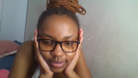 Snapshot of theequinn chatting on 03/03/25, 08:11 theequinn online show from 03/03/25, 08:11