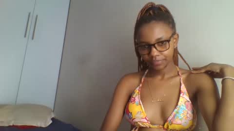 Snapshot of theequinn chatting on 03/08/25, 10:45 theequinn online show from 03/08/25, 10:45