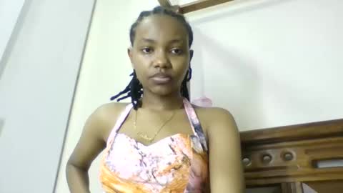 Snapshot of theequinn chatting on 09/09/25, 08:14 theequinn online show from 09/09/25, 08:14