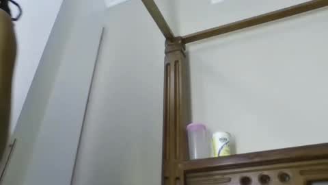 Snapshot of theequinn chatting on 10/17/25, 07:16 theequinn online show from 10/17/25, 07:16