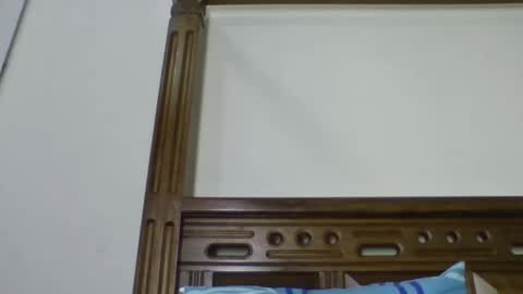 Snapshot of theequinn chatting on 10/31/25, 10:05 theequinn online show from 10/31/25, 10:05