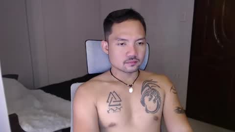Snapshot of thefriskyasian chatting on 12/02/24, 03:36 Jaycee online show from 12/02/24, 03:36