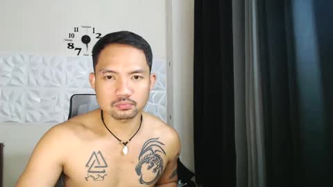 Snapshot of thefriskyasian chatting on 12/09/24, 09:05 Jaycee online show from 12/09/24, 09:05
